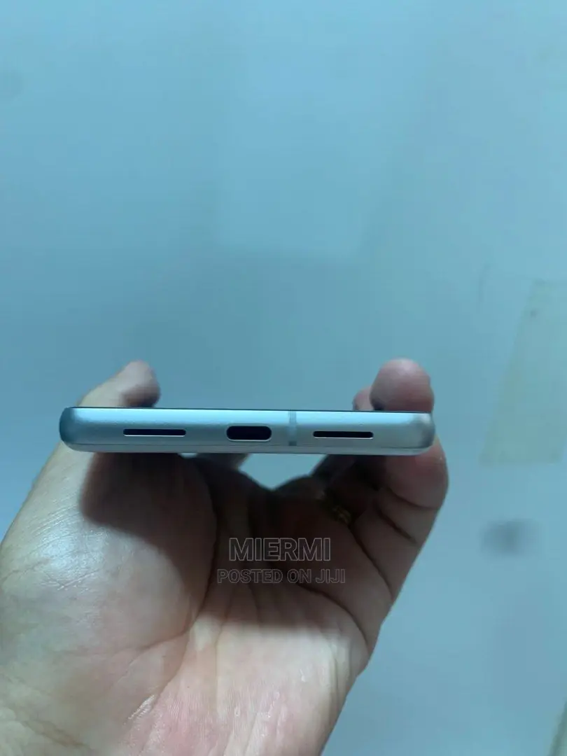 New Google Pixel 7 128 GB White