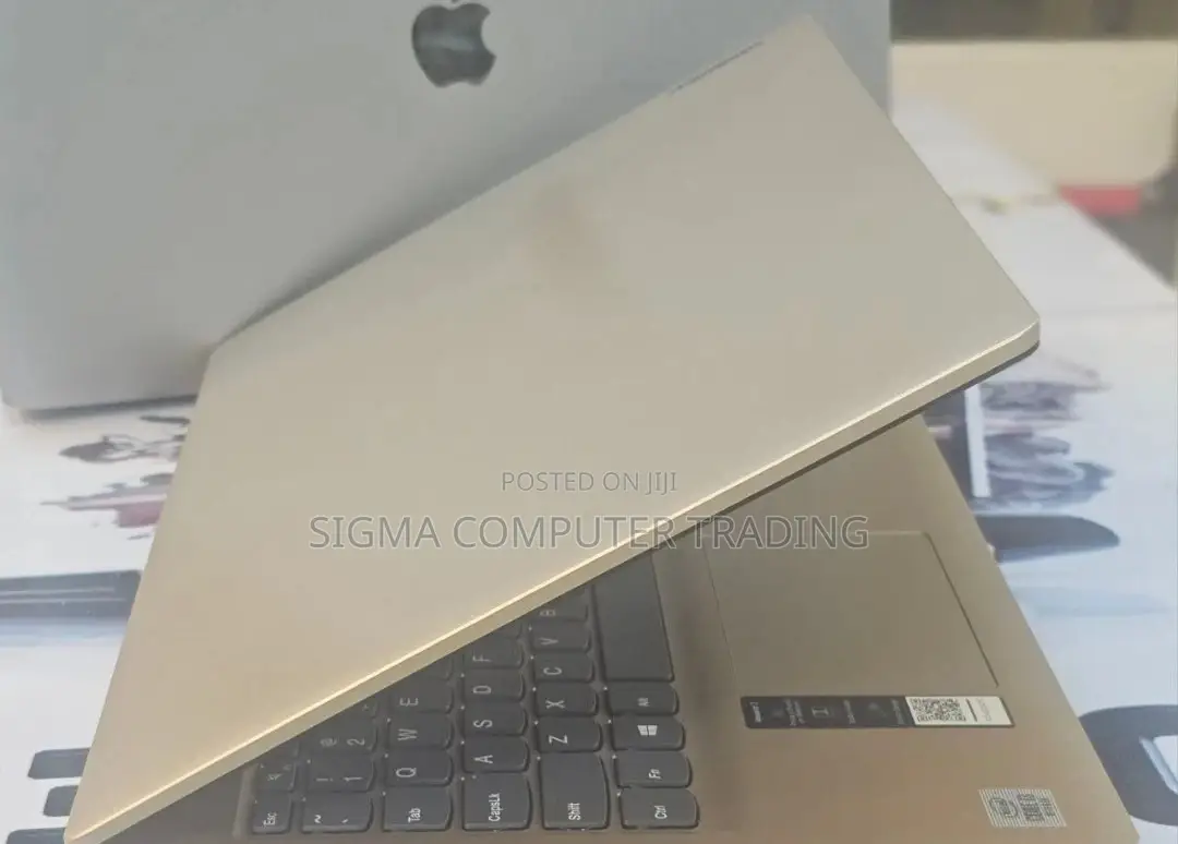 New Laptop Lenovo Ideapad 3 8GB Intel Core I3 HDD 1T