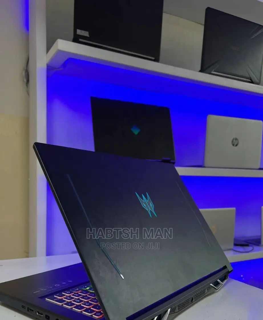 New Laptop Acer Predator Helios 300 16GB Intel Core i9 SSD 1T