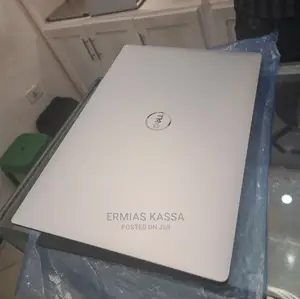 New Laptop Dell XPS 15 16GB Intel Core I7 SSD 512GB