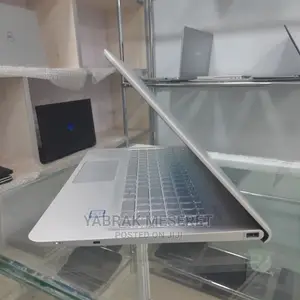 New Laptop HP Envy 15 12GB Intel Core I5 HDD+SSD 1T