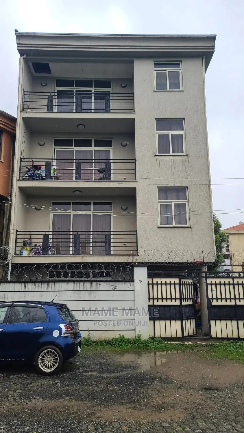 6bdrm House in Addis Abeba, Bole for sale