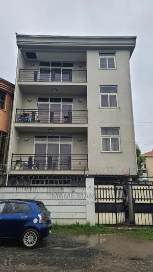 6bdrm House in Addis Abeba, Bole for sale