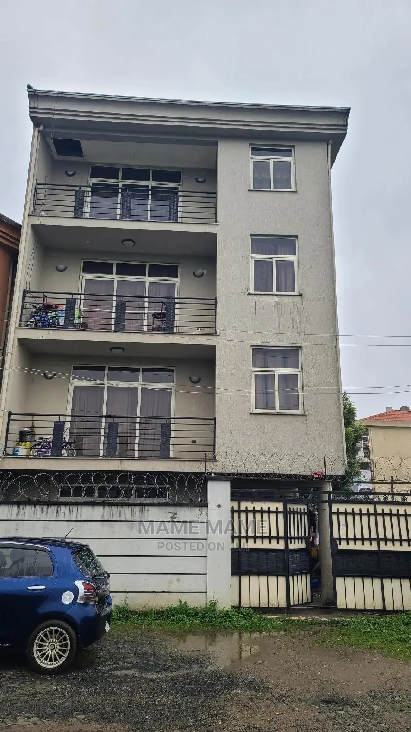 6bdrm House in Addis Abeba, Bole for sale