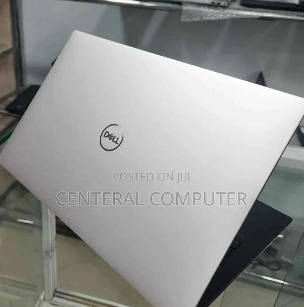 New Laptop Dell XPS 13 8GB Intel Core I5 SSD 512GB