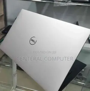 New Laptop Dell XPS 13 8GB Intel Core I5 SSD 512GB