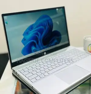 Photo - New Laptop HP Pavilion 11 16GB Intel Core I7 SSD 1T