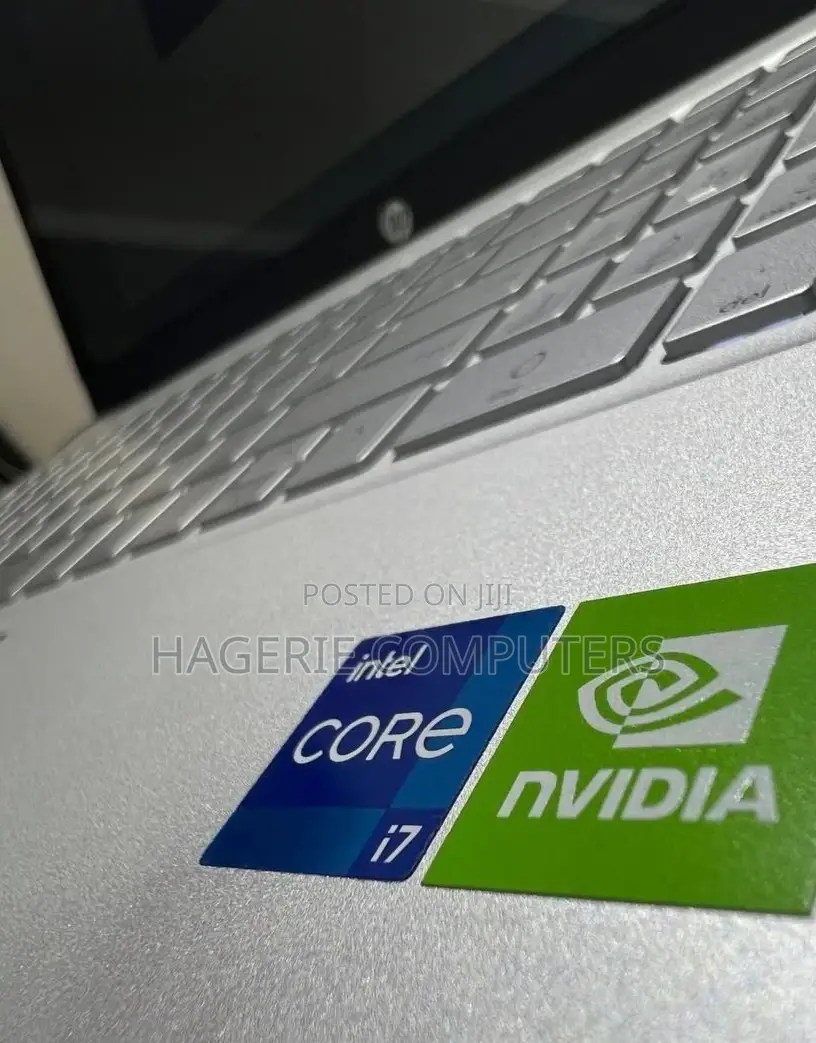 New Laptop HP Pavilion 11 16GB Intel Core I7 SSD 1T