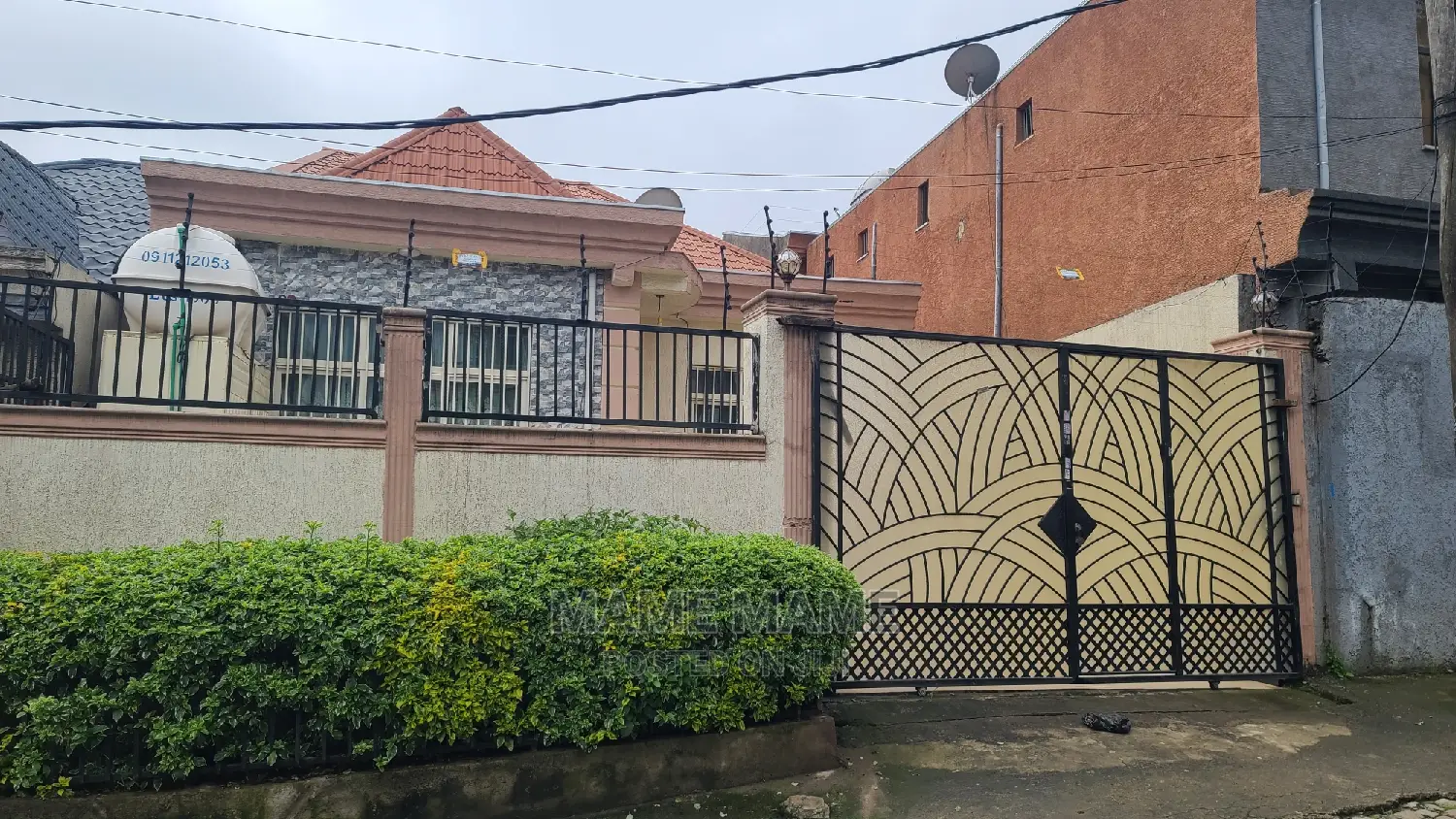 3bdrm Villa in Addis Abeba, Bole for sale