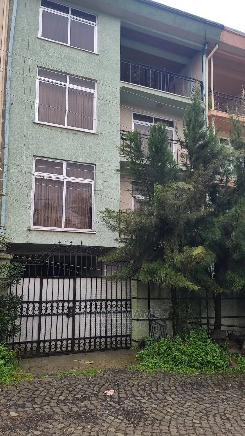 6bdrm House in Addis Abeba, Bole for sale
