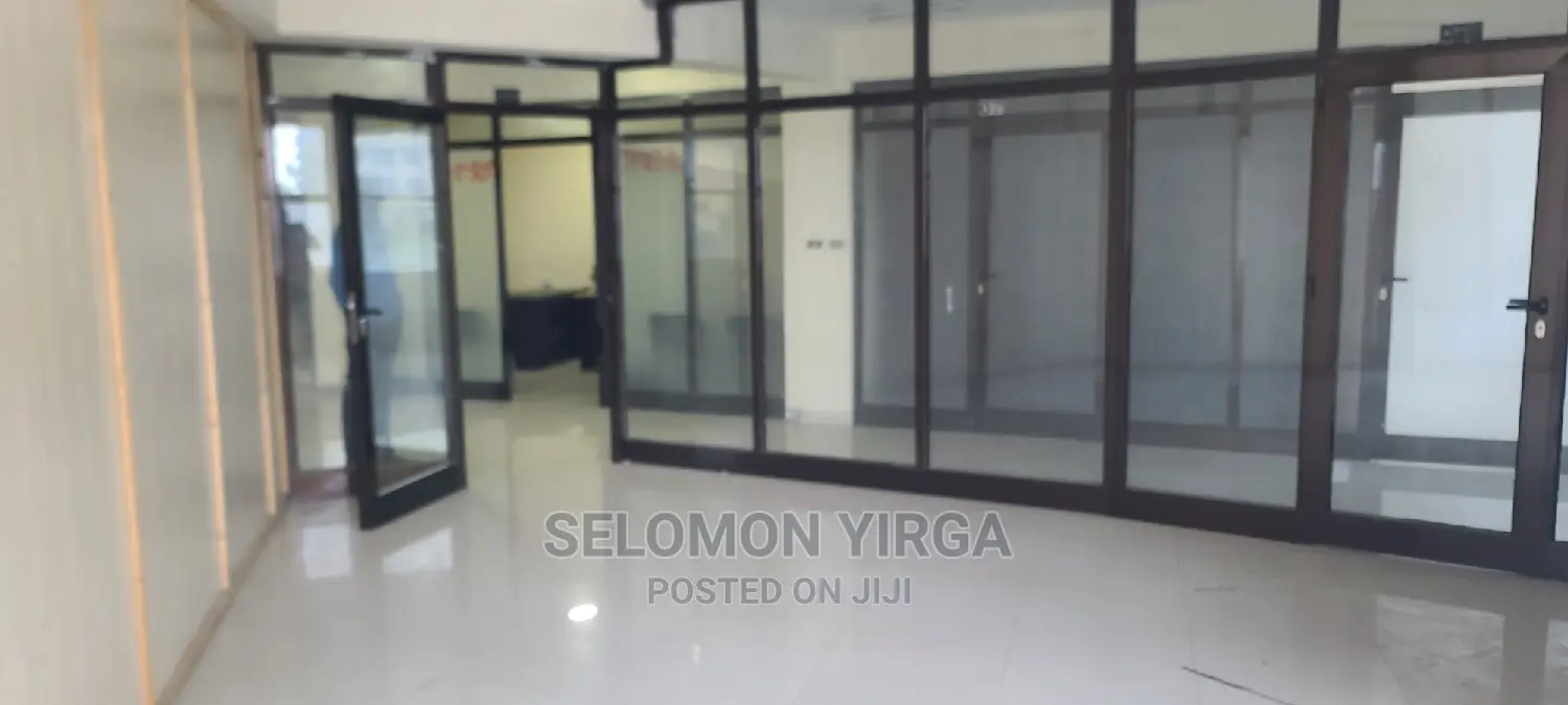 ለቢሮ የሚከራይ አለ