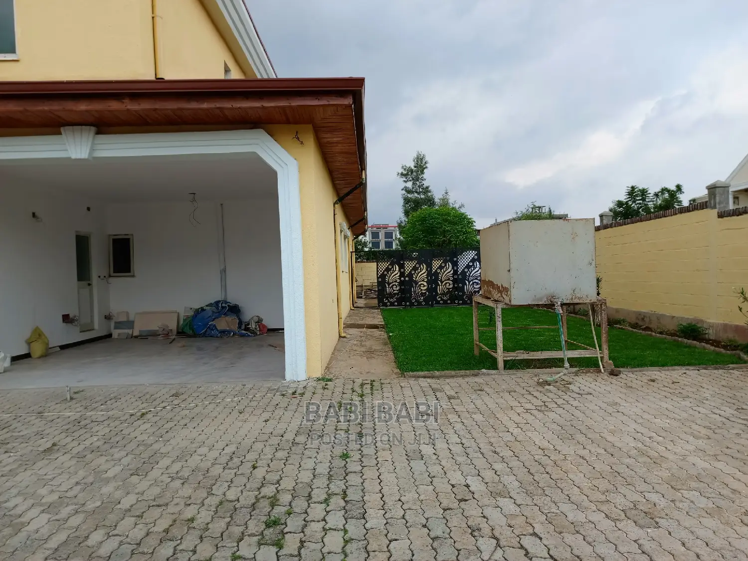 8bdrm House in Ccd Luxury H-Type, Yeka for sale