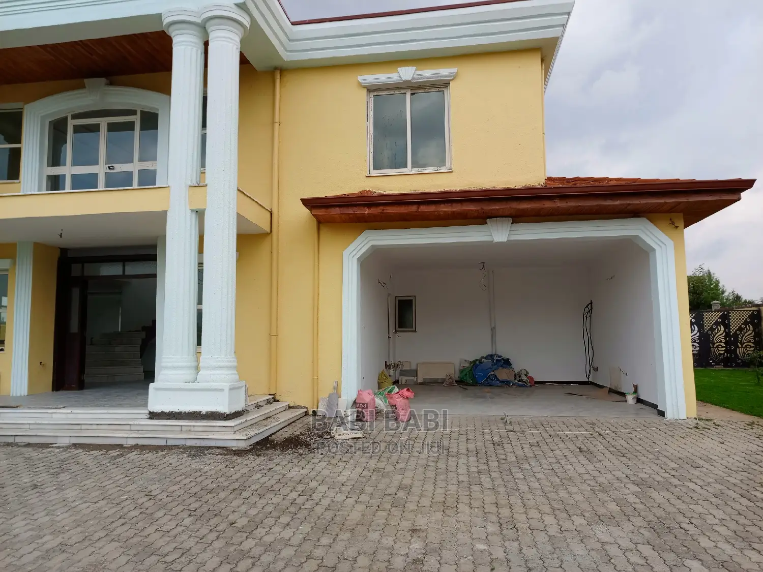 8bdrm House in Ccd Luxury H-Type, Yeka for sale