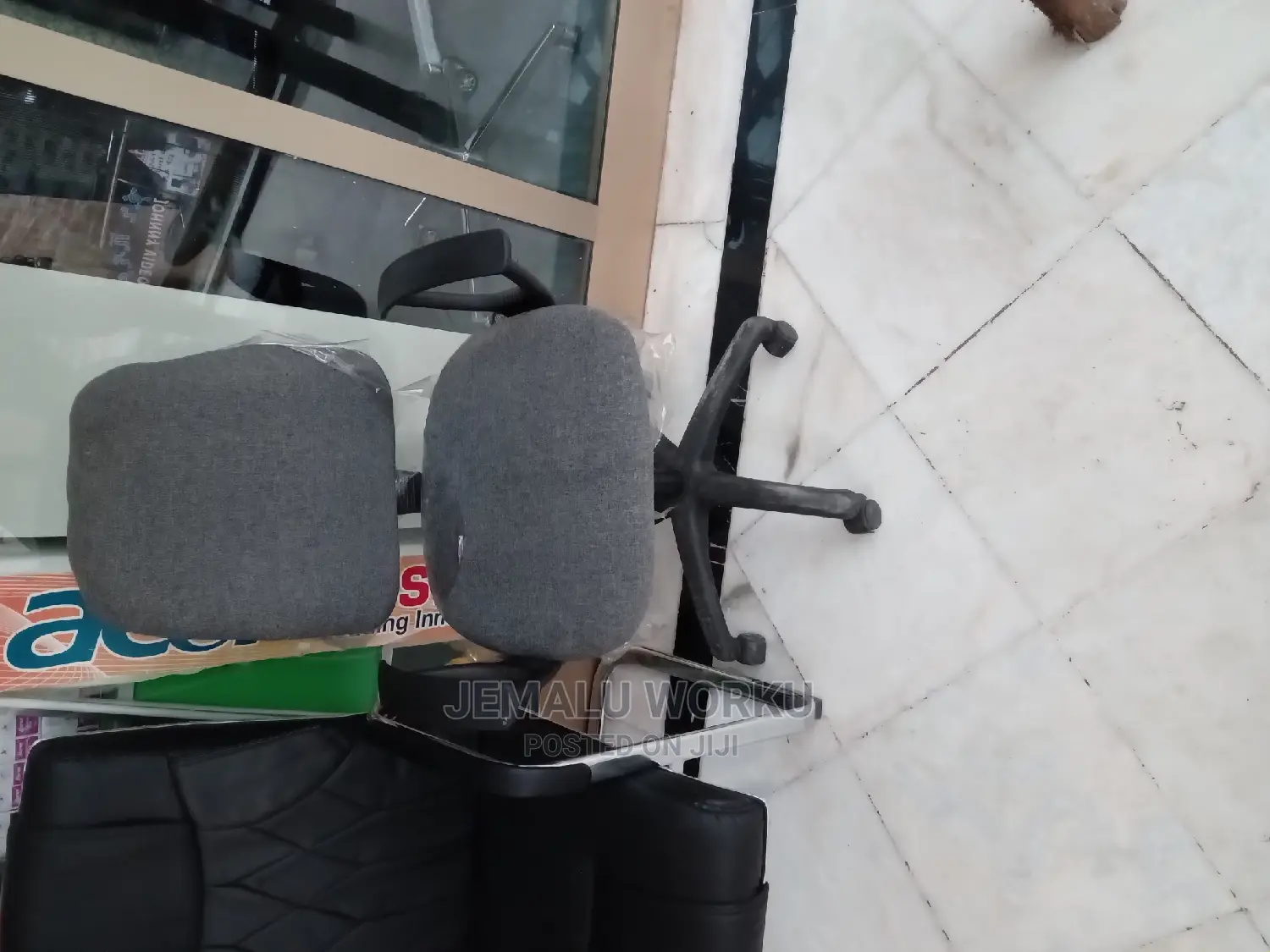 Comfortable Secretary Chair