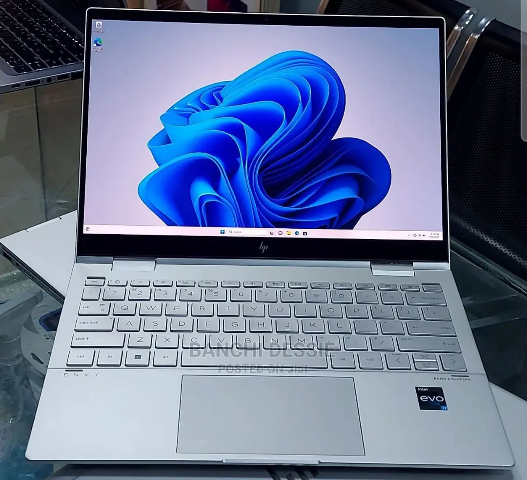 New Laptop HP Envy X360 16GB Intel Core I7 SSD 512GB