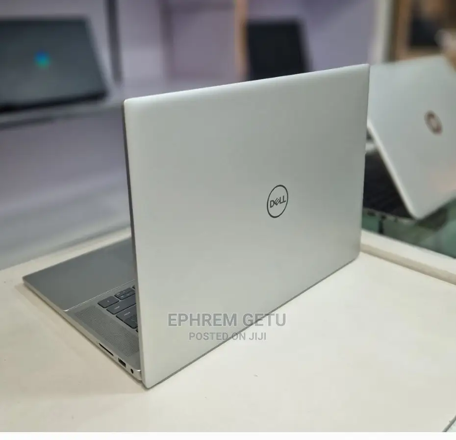 New Laptop Dell Inspiron 15 16GB Intel Core I7 SSD 512GB