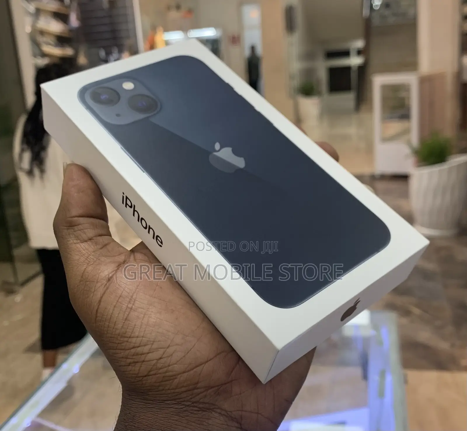New Apple iPhone 13 128 GB Black