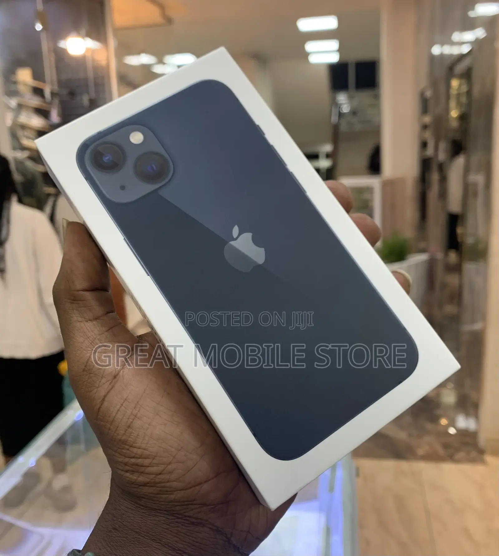 New Apple iPhone 13 128 GB Black