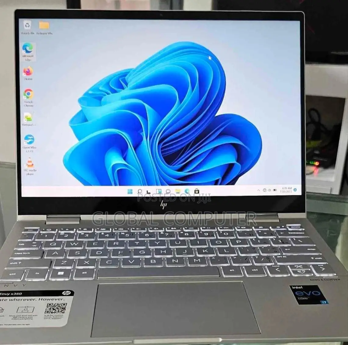 New Laptop HP Envy X360 16GB Intel Core I7 SSD 512GB