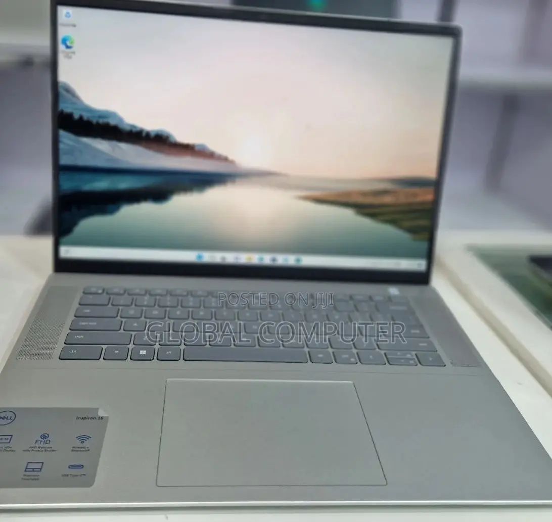 New Laptop Dell Inspiron 15 12GB Intel Core I7 SSD 512GB