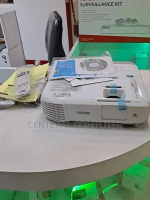 Photo - Brand New EPSON Projector Eb X39