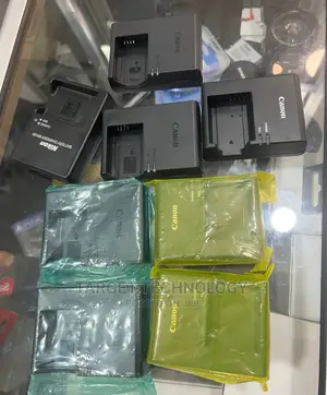 Canon Lc-E10 and Lc-E17 Original Charger