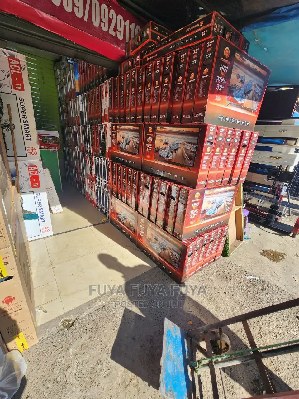 TORNADO 32 Inchi Double Glass 2023 Tv