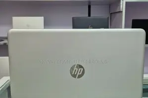 Photo - Laptop HP Pavilion 15 8GB Intel Core I5 HDD 1T