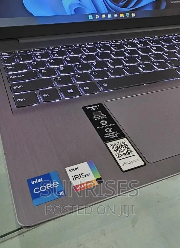 New Laptop Lenovo IdeaPad 310 8GB Intel Core I5 SSD 512GB