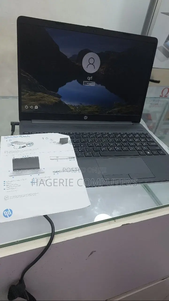 New Laptop HP 8GB HDD 1T