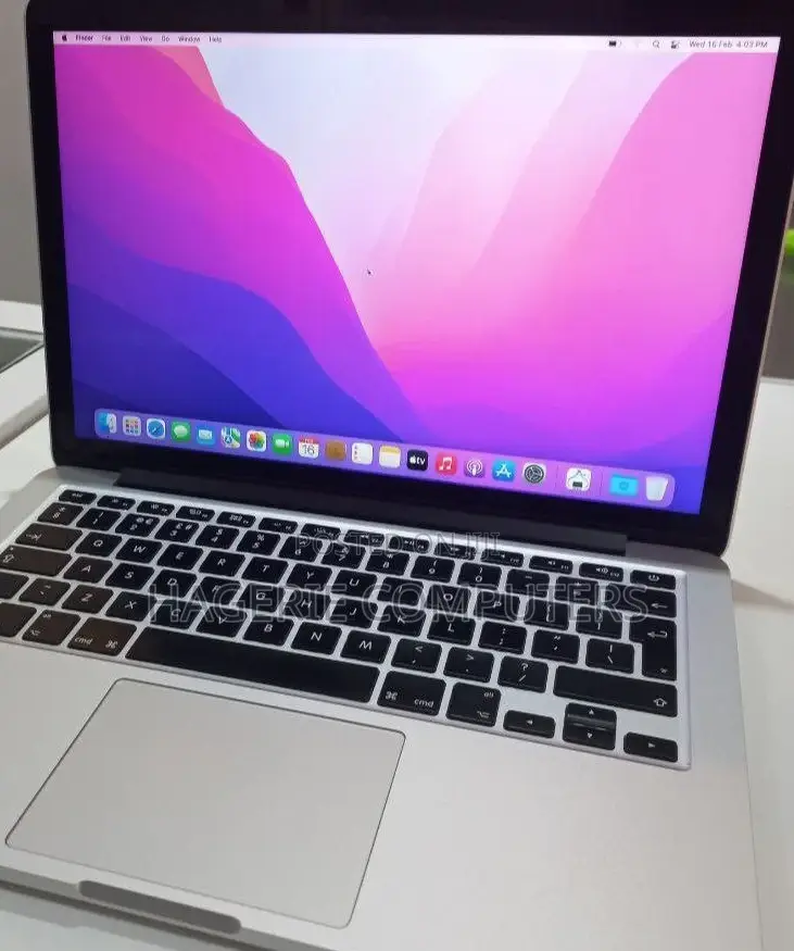 New Laptop Apple MacBook Pro 2015 8GB Intel Core I5 SSD 512GB