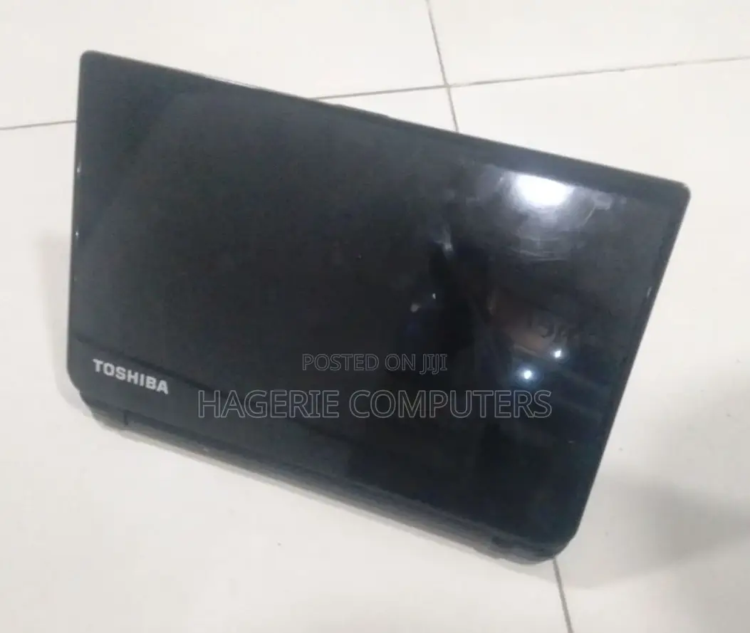 New Laptop Toshiba Satellite C850 8GB Intel Core I7 SSD 256GB