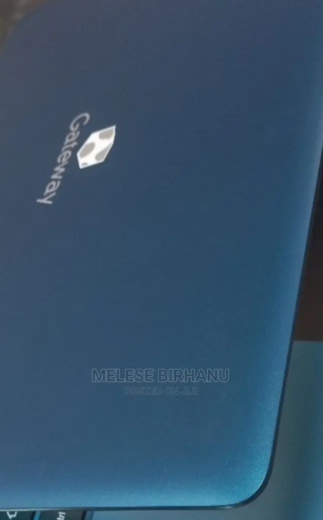 New Laptop Gateway CX200X 4GB SSD 128GB