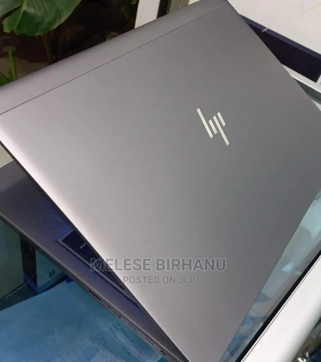 New Laptop HP 32GB Intel Core I7 SSD 512GB