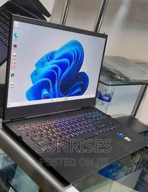 New Laptop HP Omen 17 16GB Intel Core I7 SSD 1T