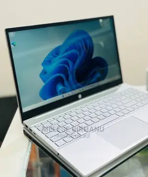 New Laptop HP Pavilion 14 16GB Intel Core i7 SSD 512GB