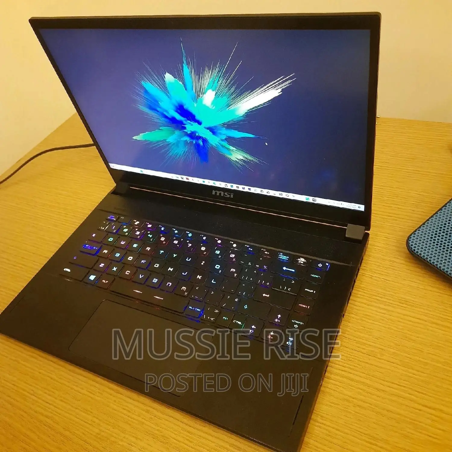 New Laptop MSI GS66 Stealth 10SGS 16GB Intel Core I7 SSD 1T