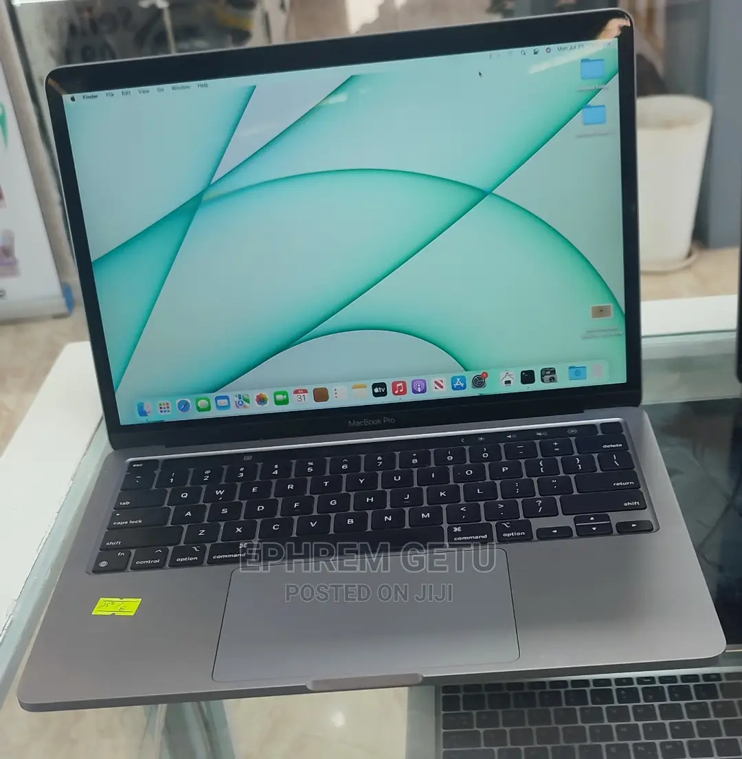 New Laptop Apple MacBook Pro M1 8GB Apple M1 Pro SSD 256GB