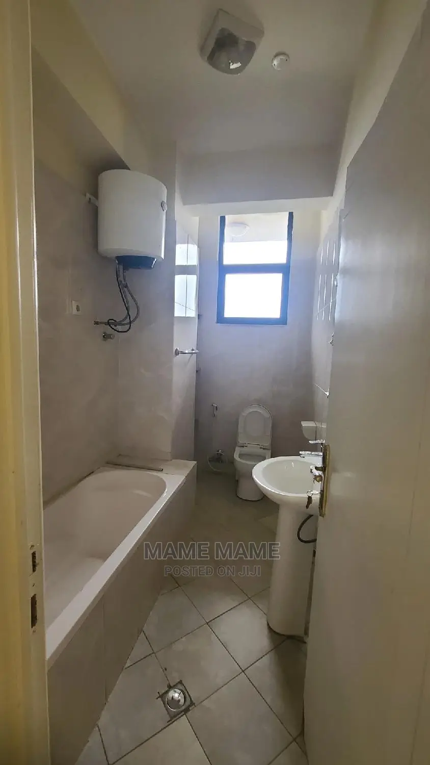 3bdrm Apartment in Addis Abeba, Bole for rent