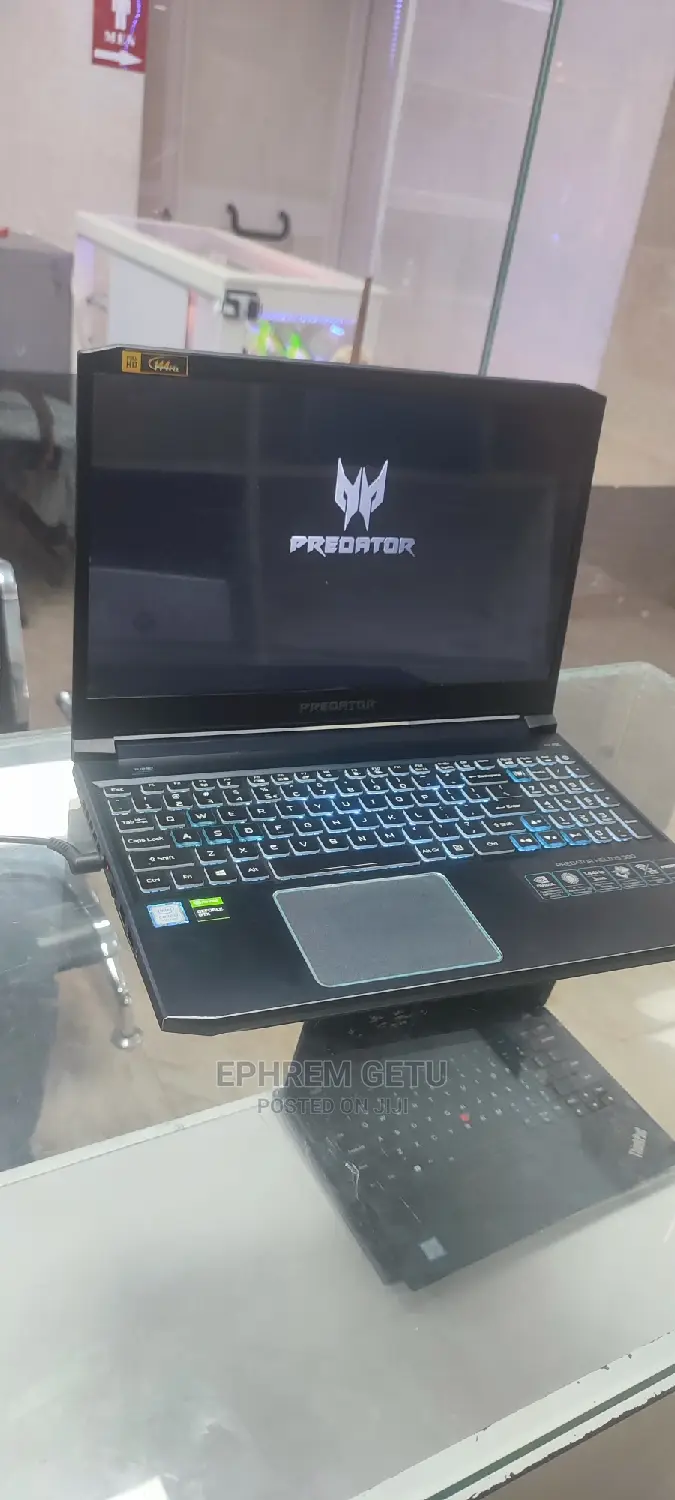 New Laptop Acer Predator Helios 300 8GB Intel Core I7 SSD 512GB