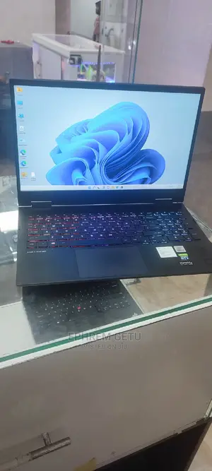 New Laptop HP Omen 15 16GB Intel Core I7 SSD 1T