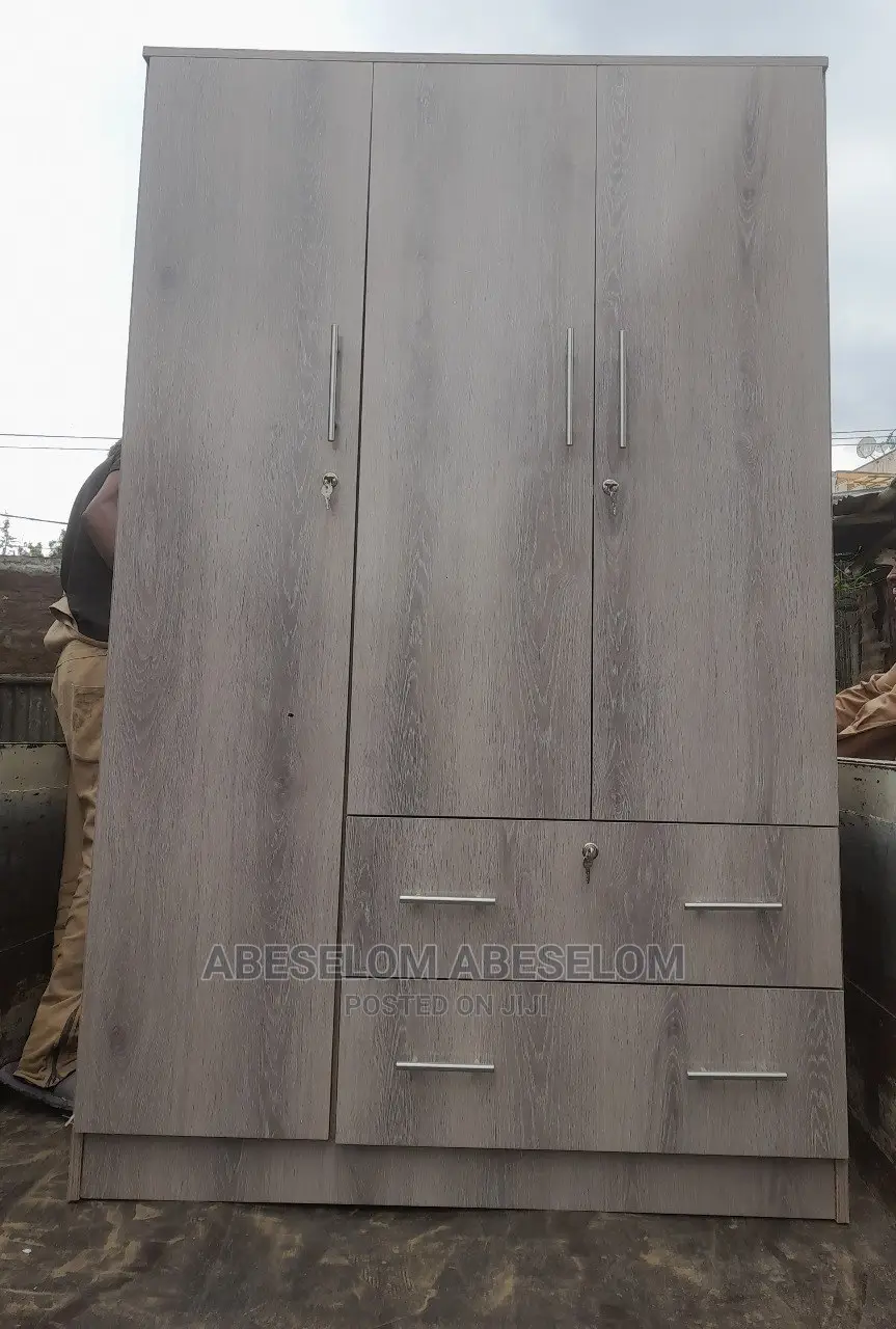 1,20 Cm ቁምሳጥን