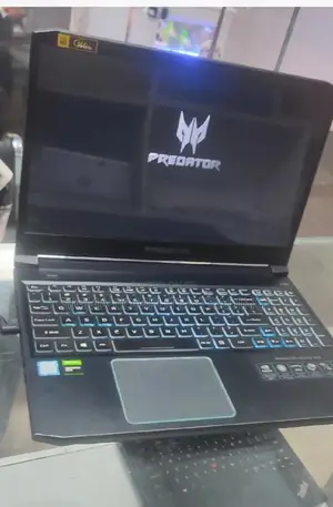 New Laptop Acer Predator Helios 300 8GB Intel Core i7 SSD 512GB