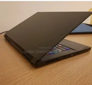 New Laptop MSI GS66 Stealth 10UH 16GB Intel Core I7 SSD 1T