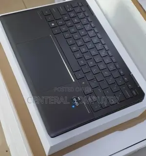 New Laptop HP Spectre 13t 16GB Intel Core I7 SSD 512GB