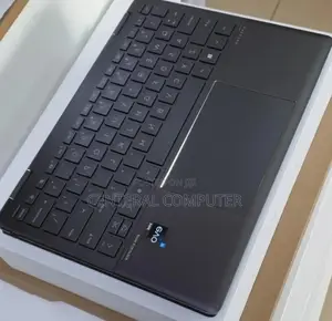 New Laptop HP Spectre 13t 16GB Intel Core I7 SSD 512GB