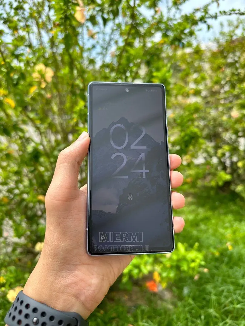 New Google Pixel 7a 128 GB White