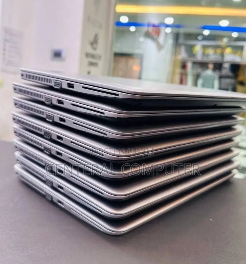 New Laptop HP 251 G3 8GB Intel Core I5 SSD 1T