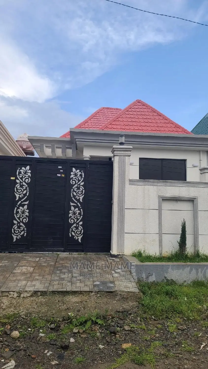 3bdrm Villa in Addis Abeba, Bole for sale