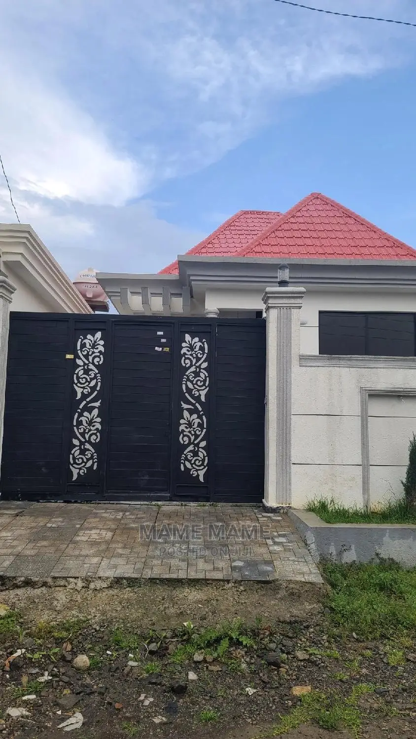 3bdrm Villa in Addis Abeba, Bole for sale